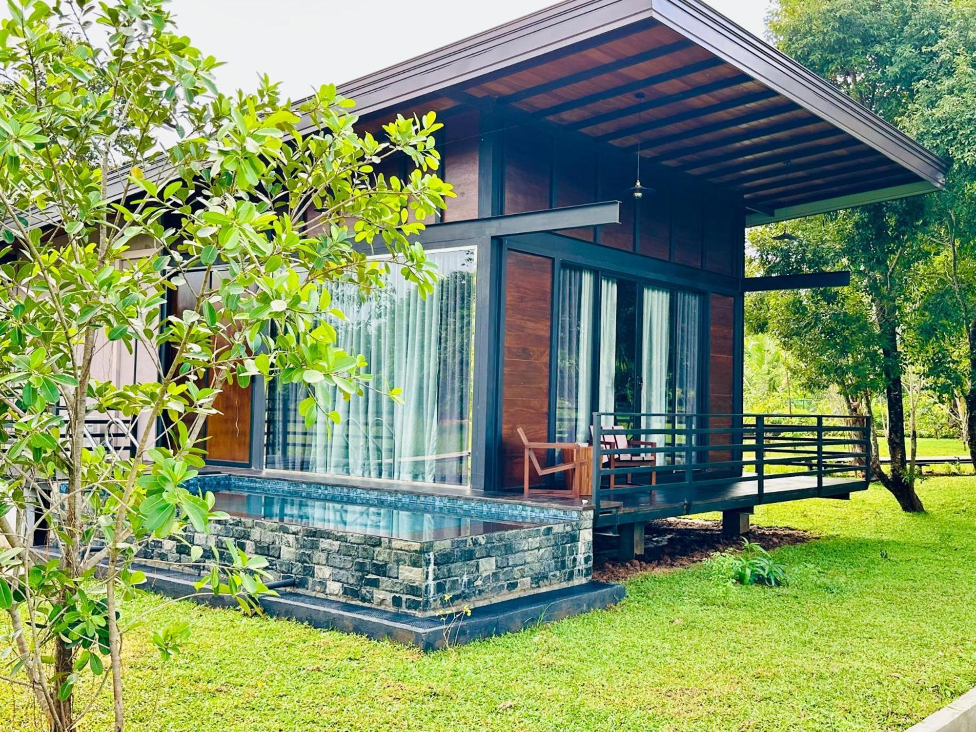 Atha Resort Sigiriya Luaran gambar A villa at the resort